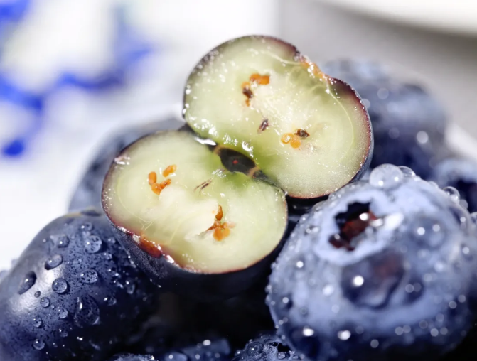 你的“莓”好生活由我創(chuàng)造——有機(jī)藍(lán)莓亮相人人樂！